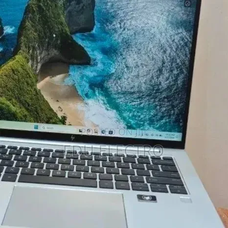 New Laptop HP EliteBook 840 G9 16GB Intel Core i7 SSD 512GB
