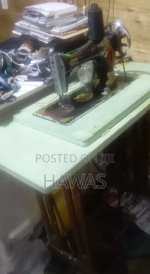 Sewing Machine (Singer) ሲንጀር የልብስ ስፌት ማሽን