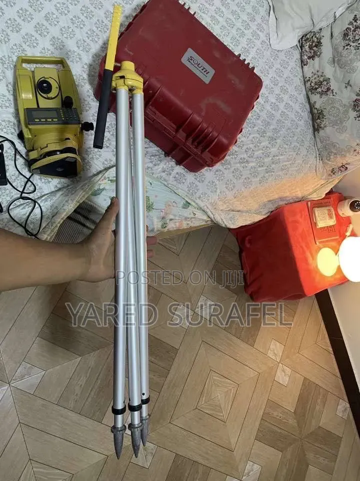 Topcon Total Station