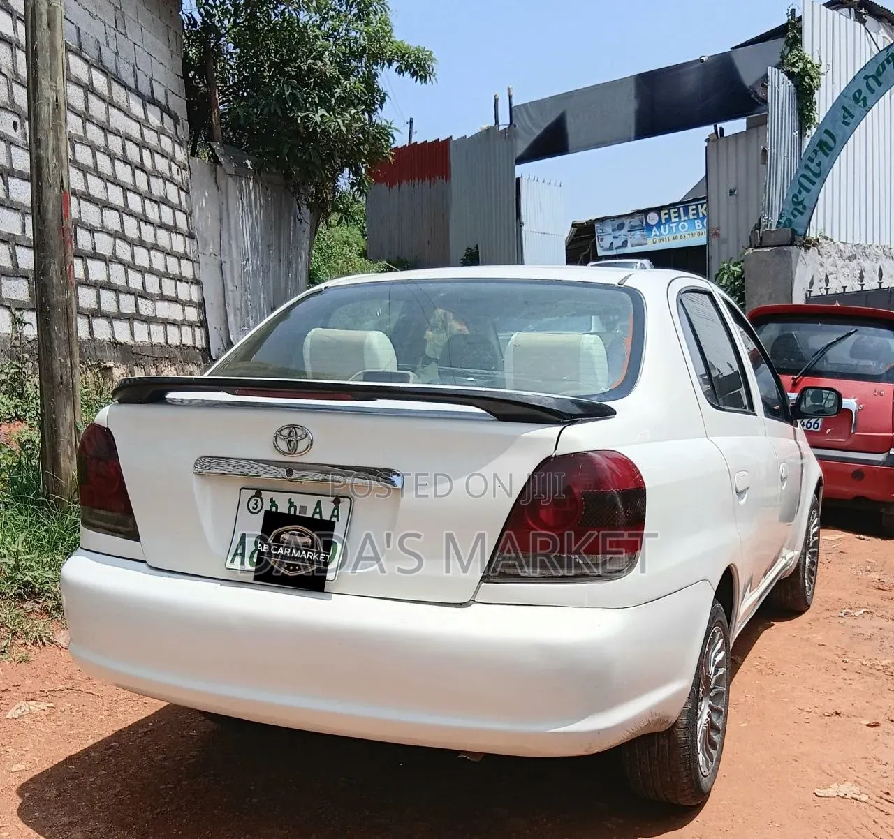 Toyota Platz 2005 White