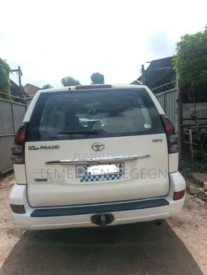 Toyota Land Cruiser Prado 2006 White