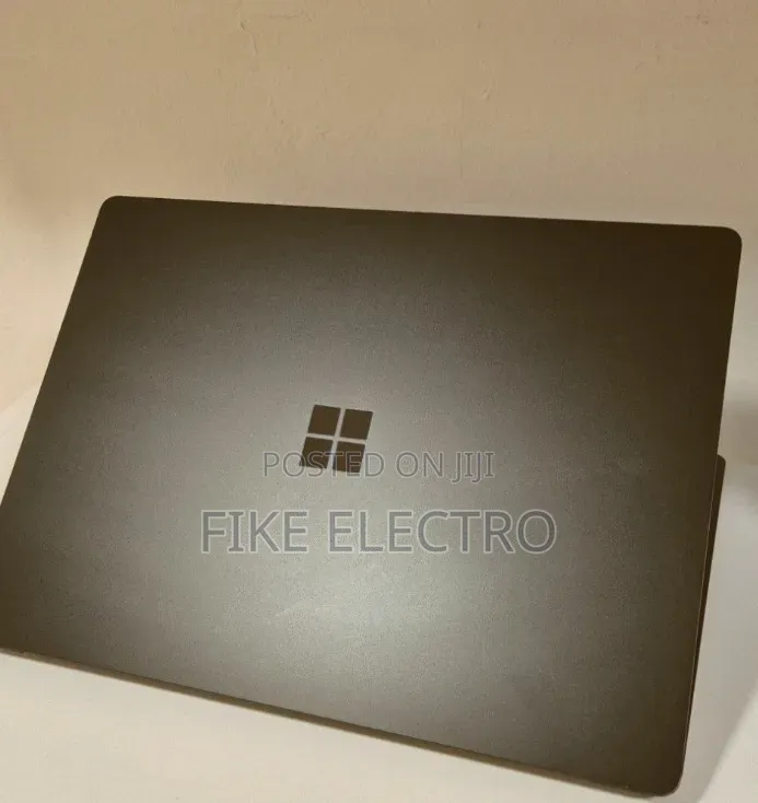 New Laptop Microsoft Surface Laptop 3 8GB Intel Core i5 SSD 256GB