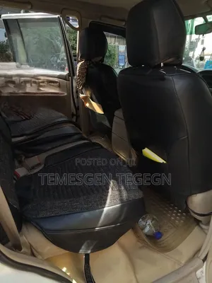 Toyota Land Cruiser 2007 White