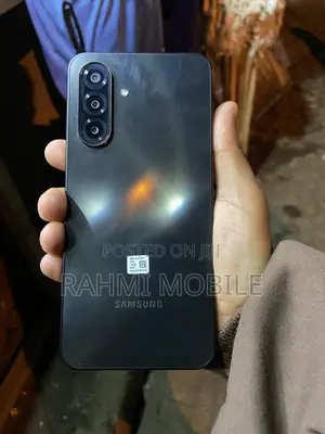 New Samsung Galaxy A17 128 GB Blue