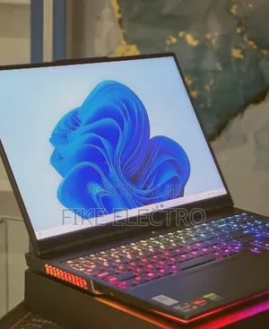 New Laptop Lenovo Legion 7 32GB AMD Ryzen 9 SSD 1T