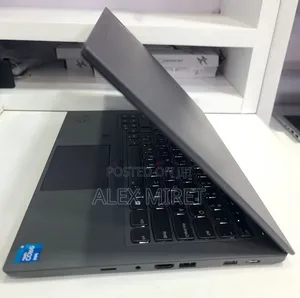 New Laptop Lenovo ThinkPad T14 16GB Intel Core i7 SSD 512GB