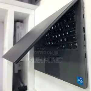 New Laptop Lenovo ThinkPad T14 16GB Intel Core i7 SSD 512GB