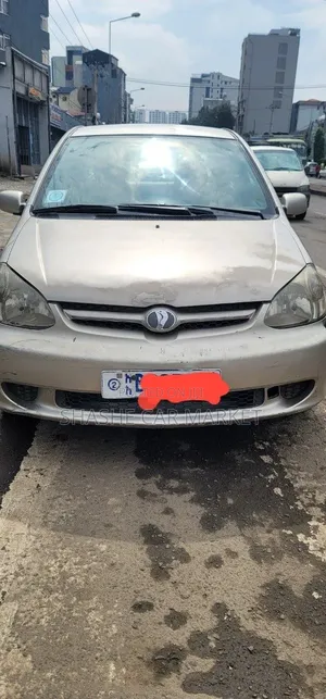 Toyota Platz 2005 Silver