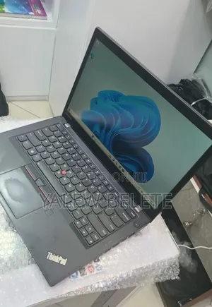 New Laptop Lenovo ThinkPad T470s 8GB Intel Core i5 SSD 256GB
