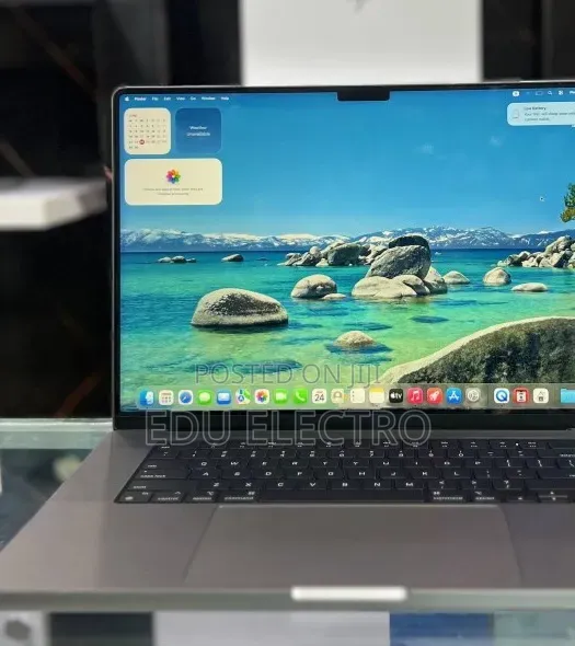 New Laptop Apple MacBook Pro 2021 M1 32GB Apple M1 Pro SSD 512GB