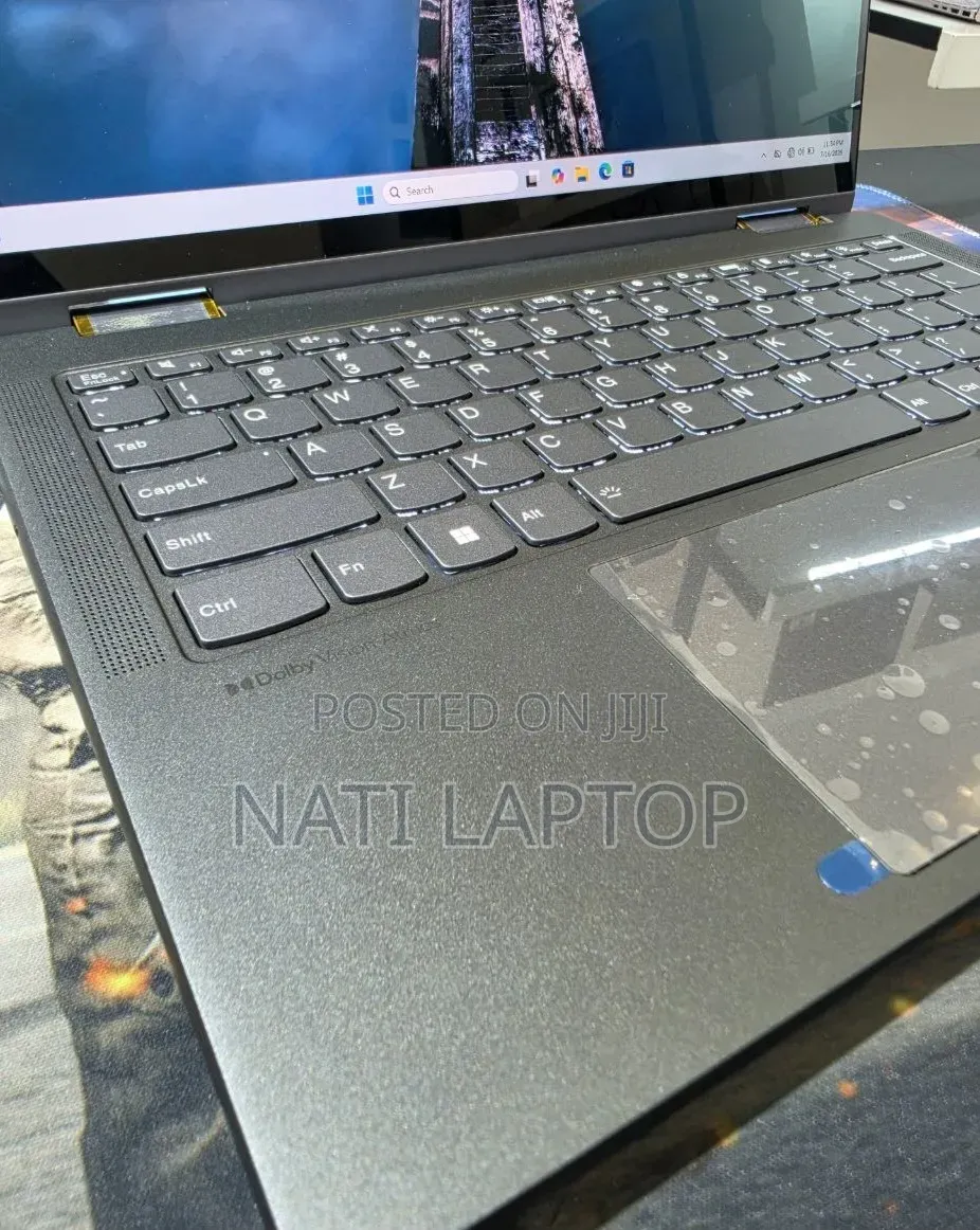 New Laptop Lenovo 16GB Intel Core Ultra 7 SSD 512GB
