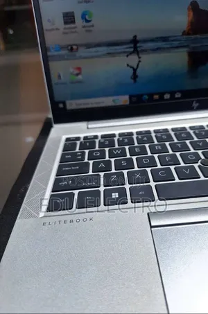 New Laptop HP EliteBook 840 G8 16GB Intel Core i5 SSD 512GB