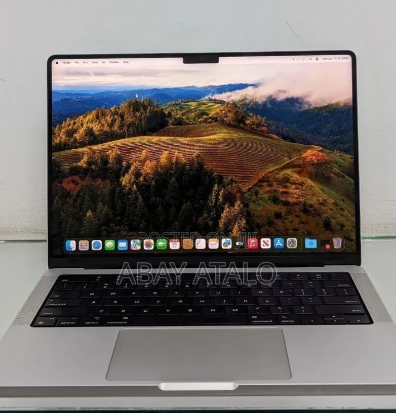 New Laptop Microsoft 16GB Intel Core Ultra 9 SSD 512GB