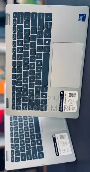 New Laptop HP OmniBook 5 Flip 16GB Intel Core 7 SSD 512GB