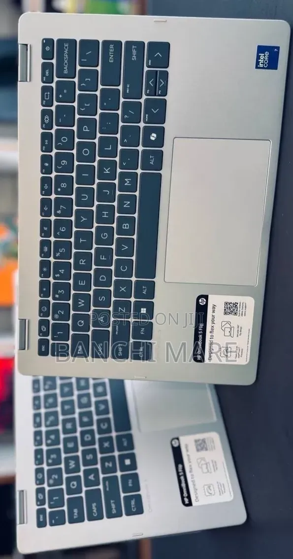 New Laptop HP OmniBook 5 Flip 16GB Intel Core 7 SSD 512GB