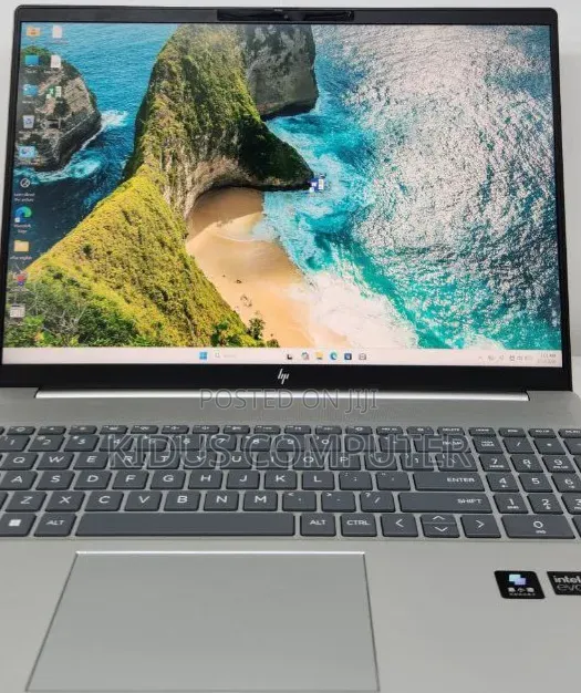New Laptop HP Pavilion 15 16GB Intel Core Ultra 7 SSD 1T