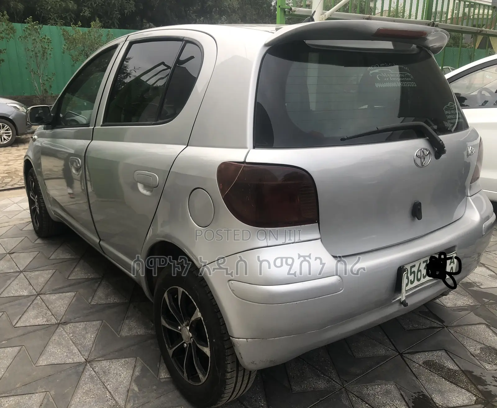 Toyota Vitz 1.0 FWD 5dr 2003 Silver