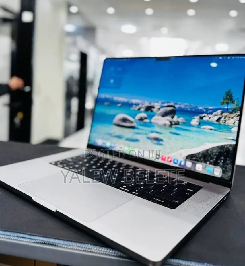 New Laptop Apple MacBook Pro 2021 M1 16GB Apple M1 Pro SSD 512GB