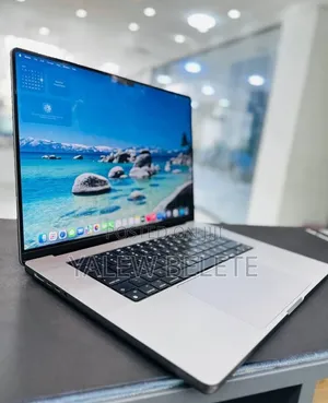 New Laptop Apple MacBook Pro 2021 M1 16GB Apple M1 Pro SSD 512GB