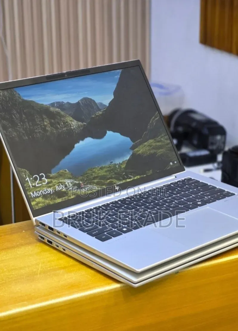New Laptop HP EliteBook 840 G11 16GB Intel Core Ultra 7 SSD 512GB