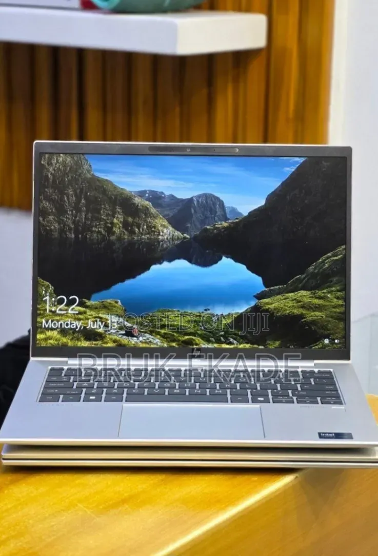 New Laptop HP EliteBook 840 G11 16GB Intel Core Ultra 7 SSD 512GB