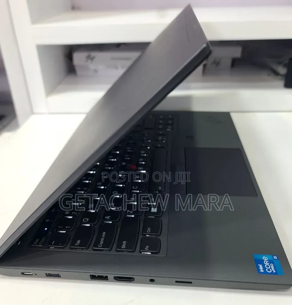 New Laptop Lenovo ThinkPad T14 16GB Intel Core i5 SSD 512GB