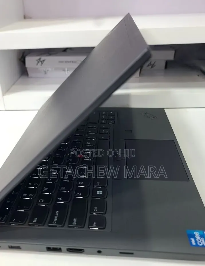 New Laptop Lenovo ThinkPad T14 16GB Intel Core i5 SSD 512GB