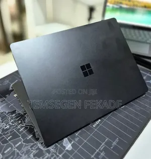 New Laptop Microsoft Surface Laptop 3 16GB Intel Core i7 SSD 256GB