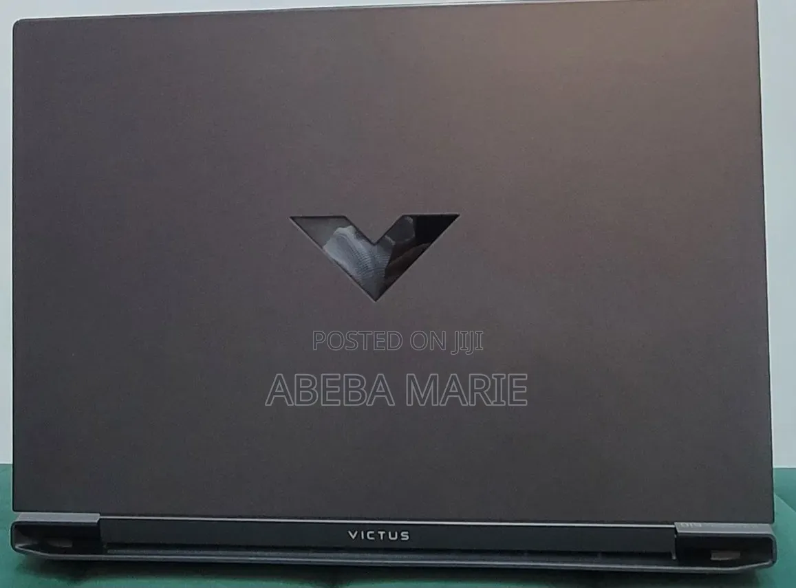 New Laptop HP Victus 15 16GB AMD Ryzen 7 SSD 512GB