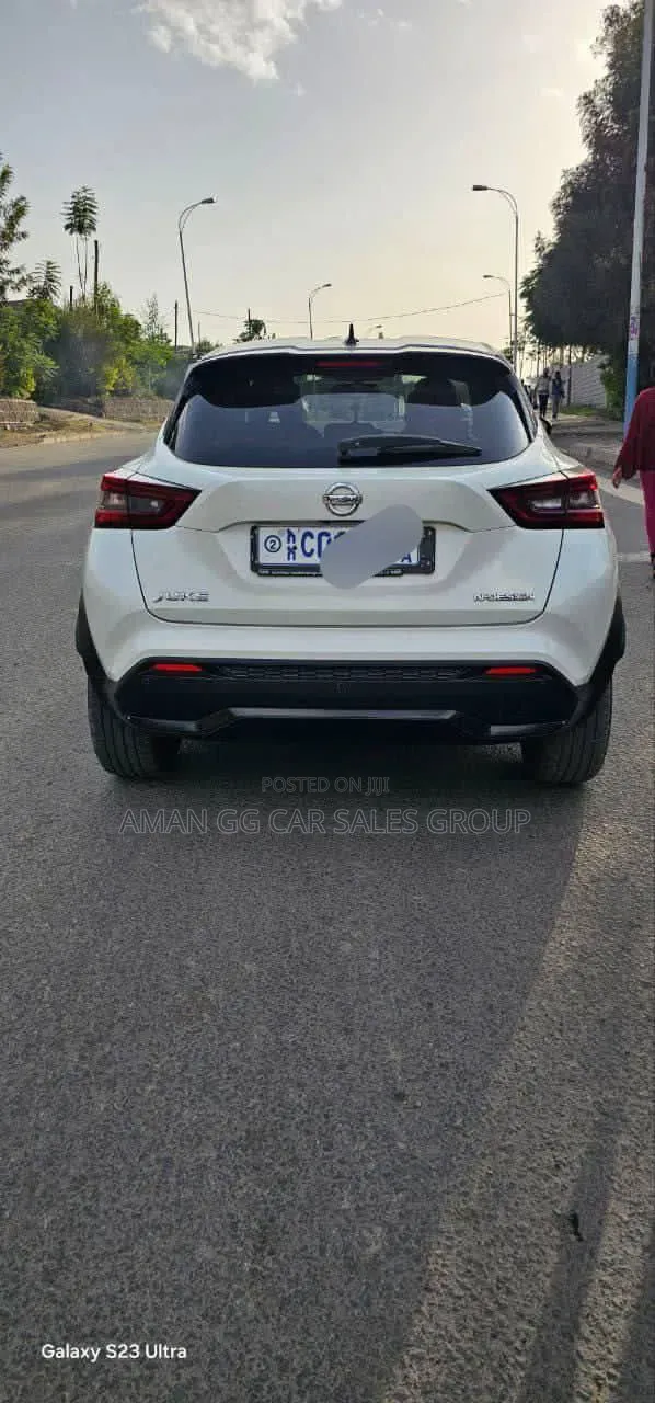 Nissan Juke 2021 White