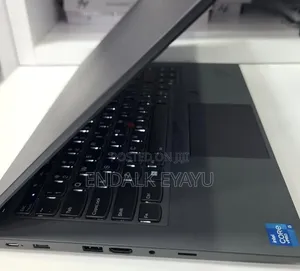 New Laptop Lenovo ThinkPad T14 16GB Intel Core i5 SSD 512GB