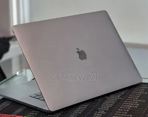 New Laptop Apple MacBook Pro 2019 16GB Intel Core i9 SSD 2T