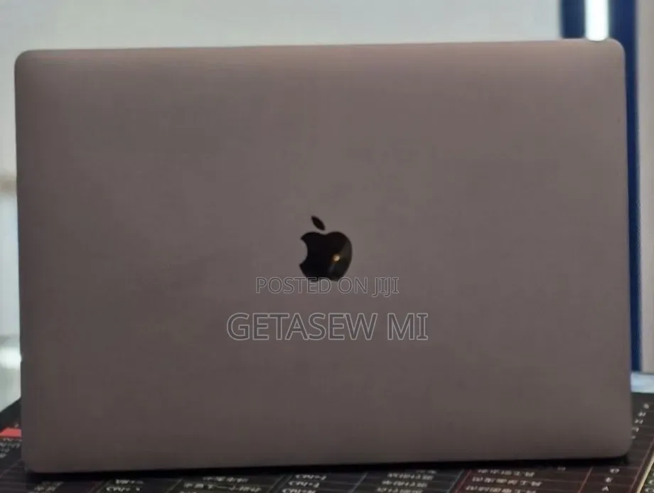 New Laptop Apple MacBook Pro 2019 16GB Intel Core i9 SSD 2T