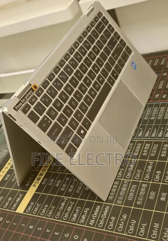 New Laptop HP EliteBook 1040 G8 32GB Intel Core i7 SSD 512GB