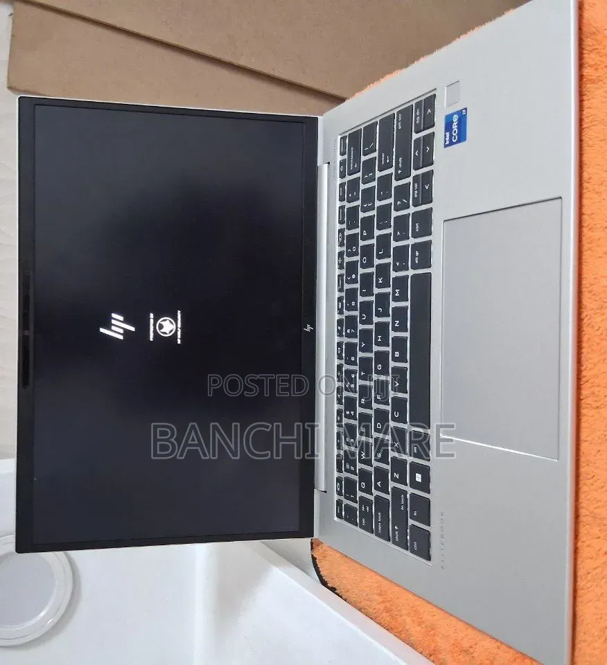 New Laptop HP EliteBook 840 G9 16GB Intel Core i7 SSD 512GB
