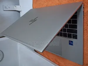 New Laptop HP EliteBook 840 G9 16GB Intel Core i7 SSD 512GB