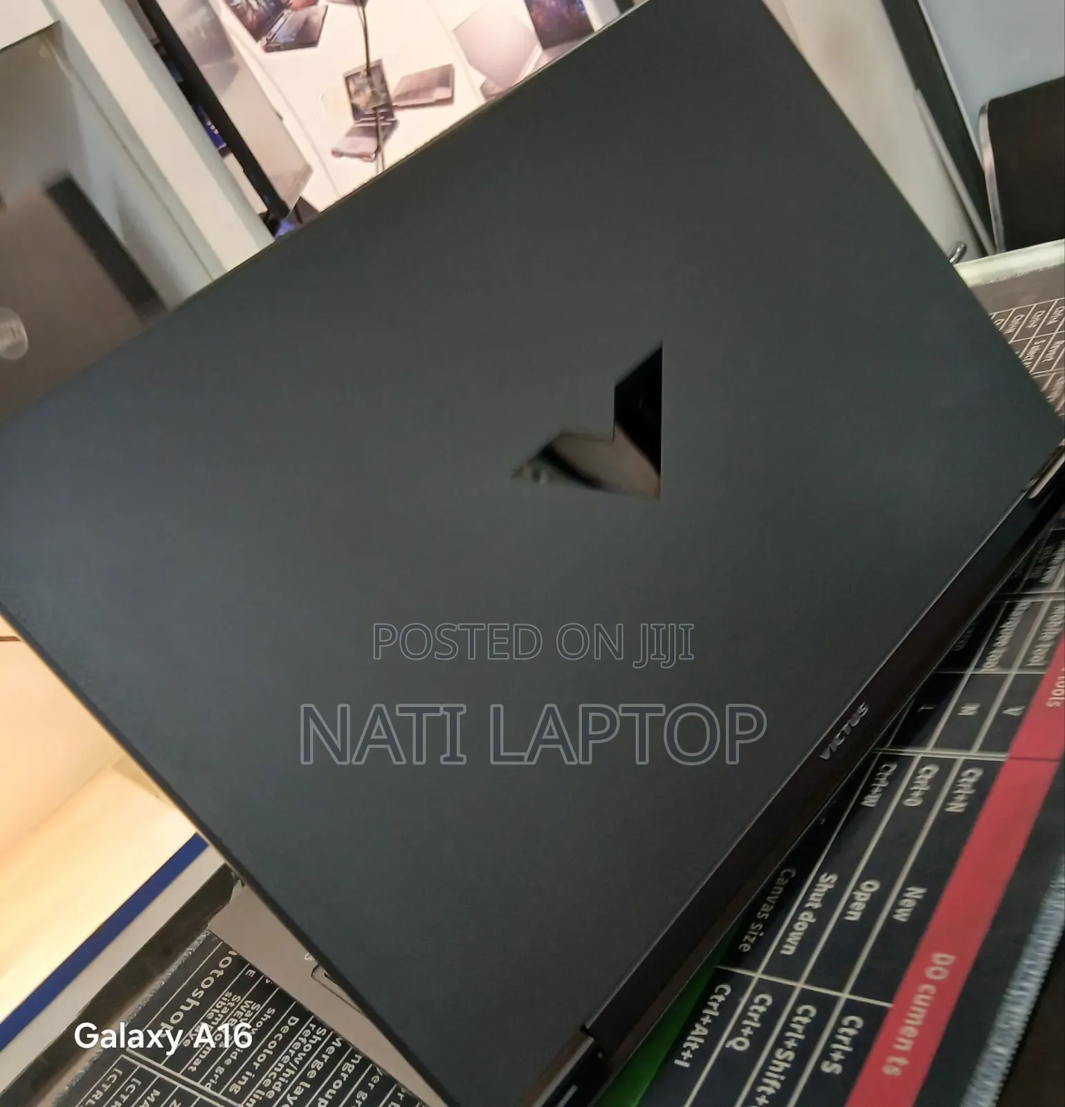 New Laptop HP Victus 15 16GB Intel Core i7 SSD 1T