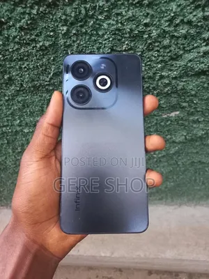 Infinix Smart 8 64 GB Black