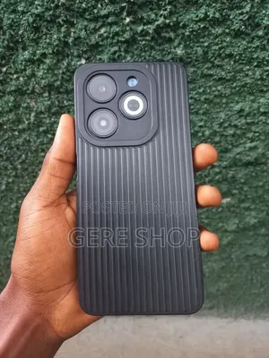 Infinix Smart 8 64 GB Black