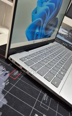 New Laptop Dell Inspiron 14 16GB AMD Ryzen 7 SSD 1T