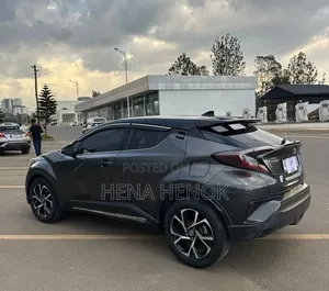 Toyota C-HR 2017 Gray