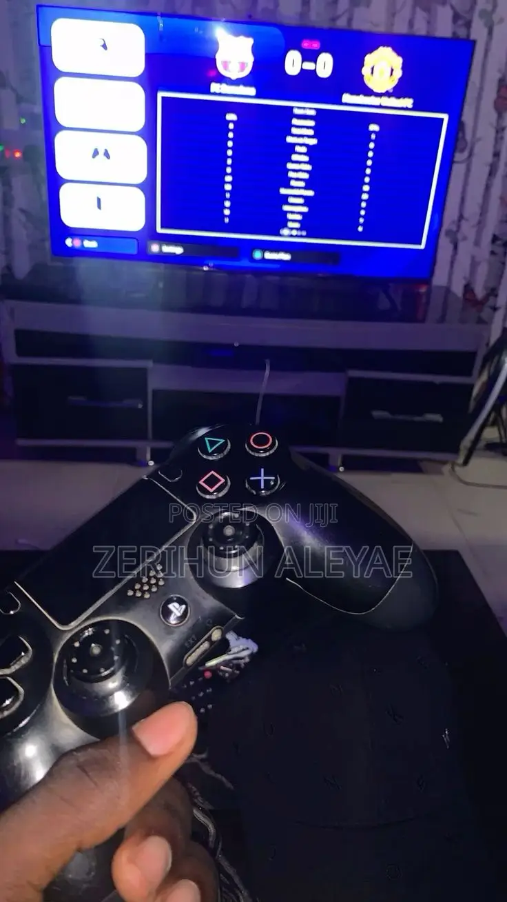 Fat Ps4 Jailbreaked 2 Controllers With Games