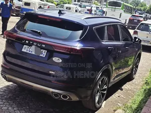 Jetour X70 Plus 2022 Black