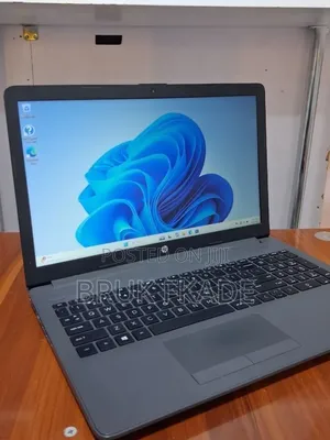 New Laptop HP 250 G7 8GB Intel Core i7 SSD 1T