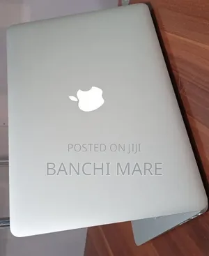 New Laptop Apple MacBook 2015 8GB Intel Core i5 SSD 128GB