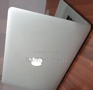 New Laptop Apple MacBook 2015 8GB Intel Core i5 SSD 128GB
