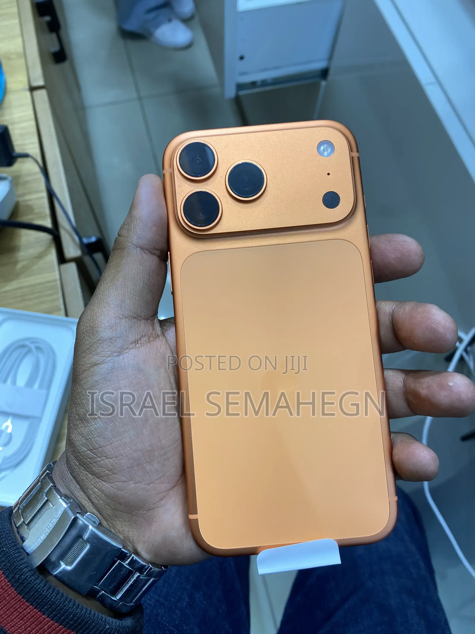 New Apple iPhone 17 Pro Max 256 GB Orange