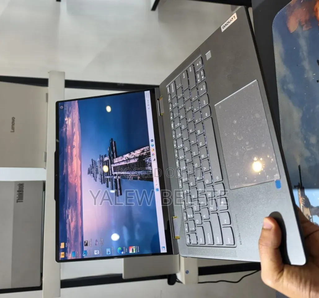 New Laptop Lenovo Yoga 7 15ITL5 16GB Intel Core Ultra 7 SSD 512GB