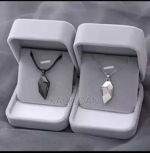 Magnetic Couple Necklace