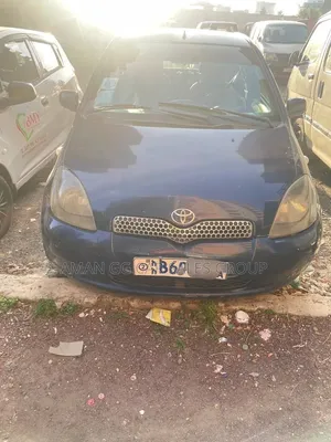 Toyota Vitz 1999 Blue
